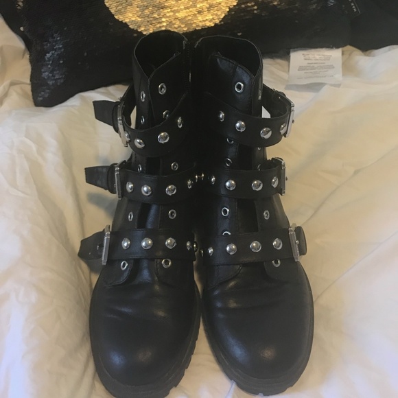 Guess booties for girl - Picture 2 of 2